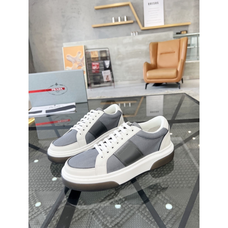 Pra*a casual shoes